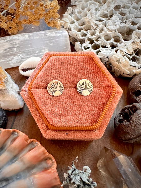 Sun Ray Studs