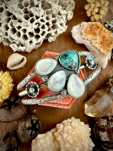 Mother of Pearl Daisy Cuff