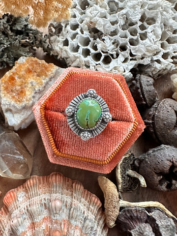 Hubei Compass Ring sz 9