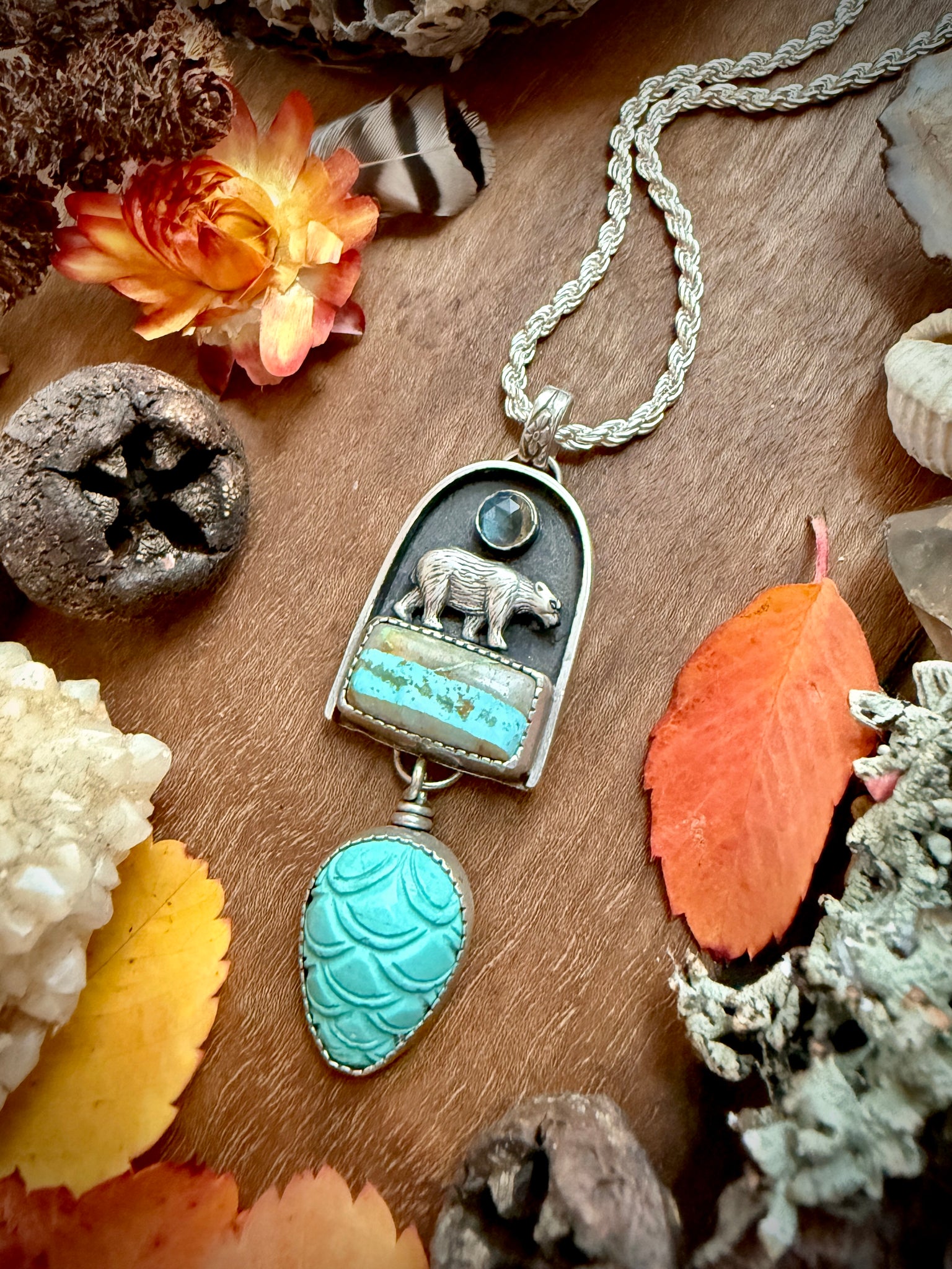 Royston Forest Bear Shadowbox 4