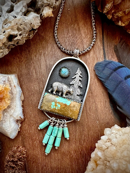 Forest Bear Shadowbox Fringe Pendnat